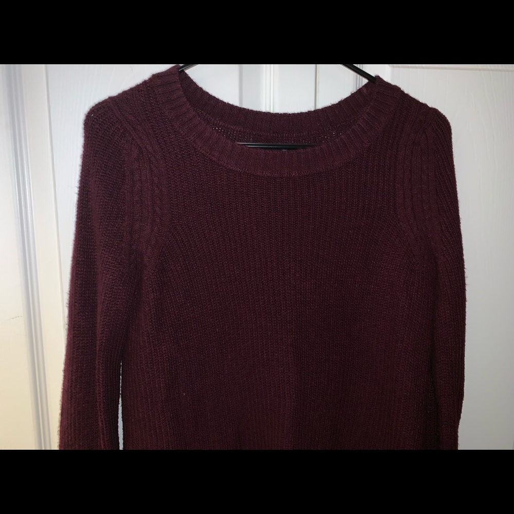 American Eagle Maroon Knit Sweater